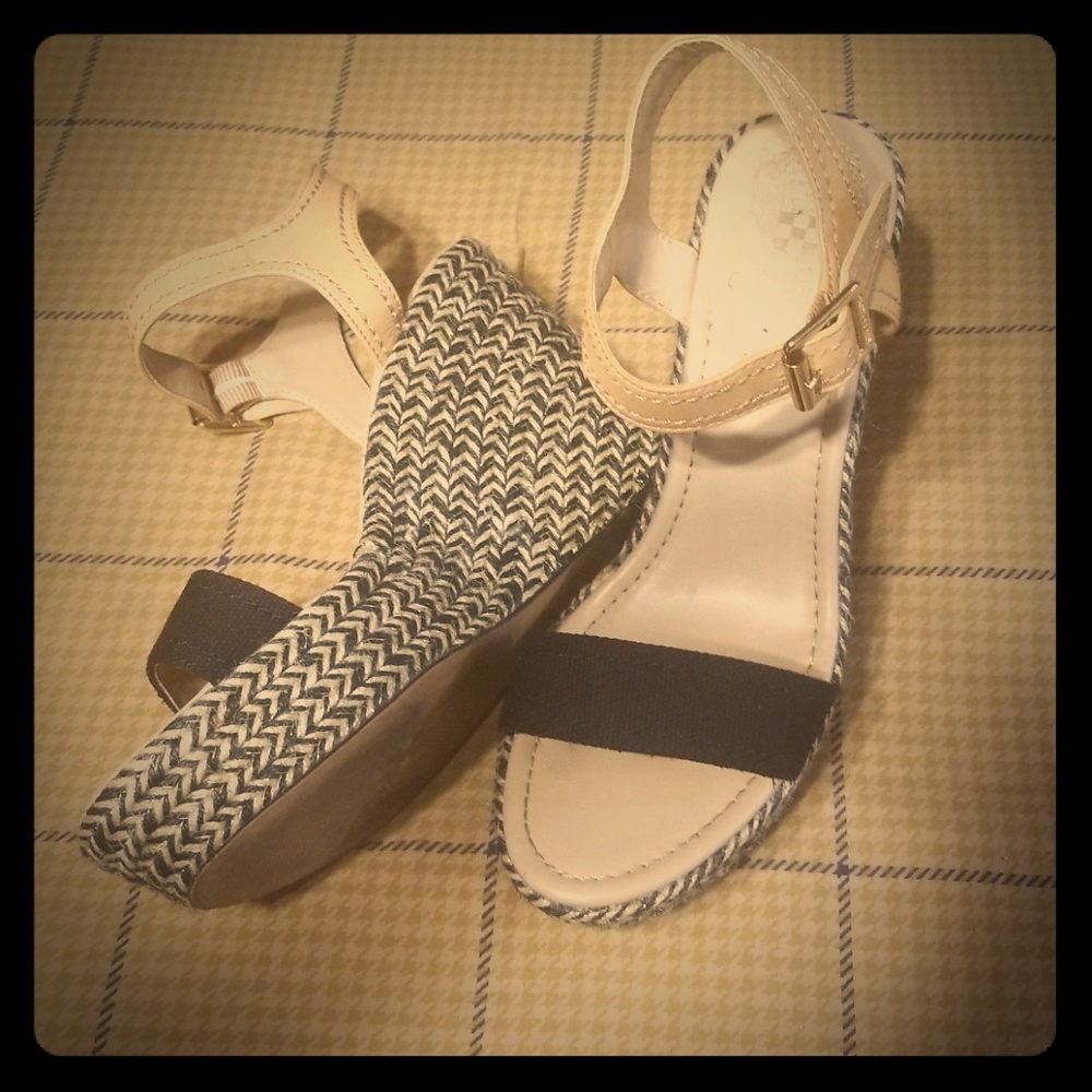 Fun Black and Tan Vince Camuto Platform Sandals